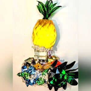 Wendy Gell perfume bottle with pineapple, green Swarovski jewels pearls lavender